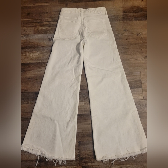 Women's White Wide-Leg Jeans - Picture 2 of 6